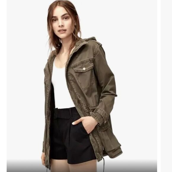 Talula Aritizia Cargo Military Trooper hooded Camo Women’s Jacket size Medium! - Picture 1 of 12